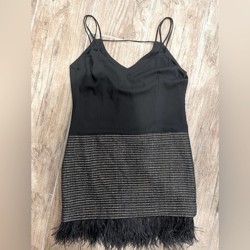 Greylin Shift Dress Size Small Gold/Black Woven Bottom with Feather Accents NWT
